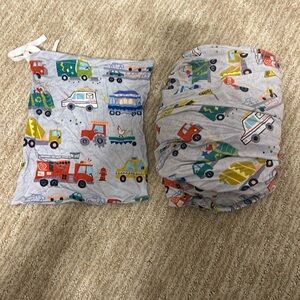 LITTLE SLEEPIES COMMUNITY VEHICLES CRIB SHEET + BAG